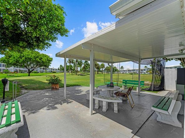 2991 NW 1st Dr, Pompano Beach FL 33064