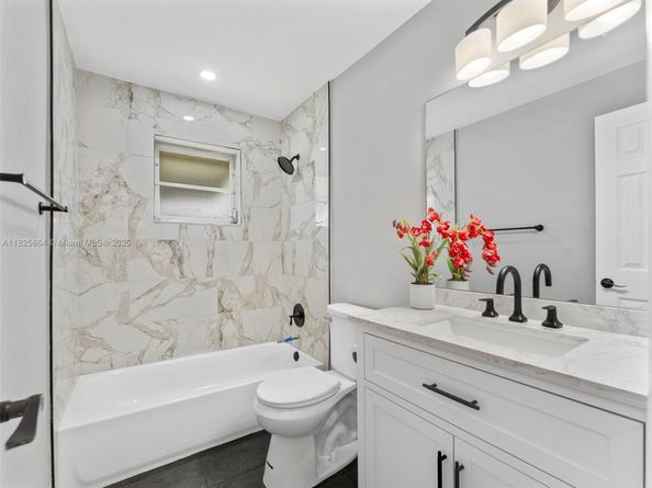 2991 NW 1st Dr, Pompano Beach FL 33064