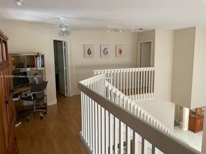1095 Weeping Willow Way, Hollywood FL 33019