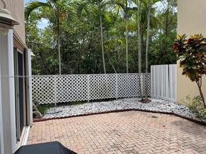 1095 Weeping Willow Way, Hollywood FL 33019