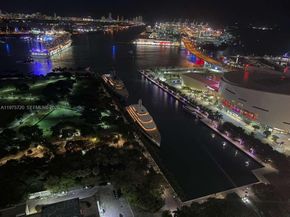 900 Biscayne Blvd 3704, Miami FL 33132