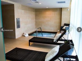 900 Biscayne Blvd 3704, Miami FL 33132