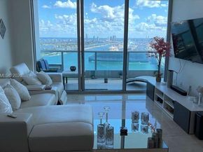 900 Biscayne Blvd 3704, Miami FL 33132