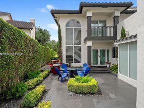 22818 El Dorado Dr, Boca Raton FL 33433