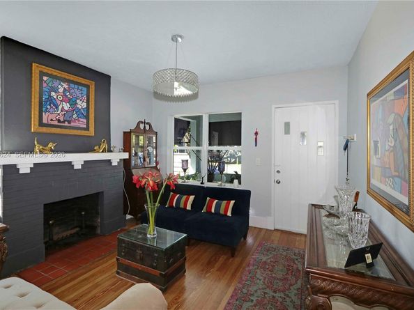 428 NE 71 street, Miami FL 33138