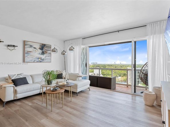 2451 Brickell Ave 16K, Miami FL 33129