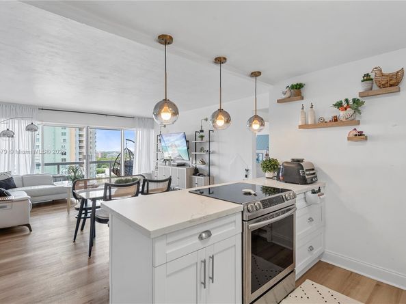 2451 Brickell Ave 16K, Miami FL 33129