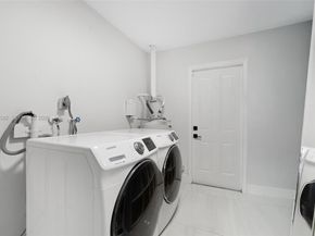 309 SE 3rd Ter, Deerfield Beach FL 33441