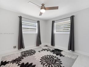 309 SE 3rd Ter, Deerfield Beach FL 33441