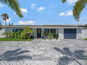 309 SE 3rd Ter, Deerfield Beach FL 33441