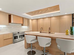 3209 NE 169th St, North Miami Beach FL 33160