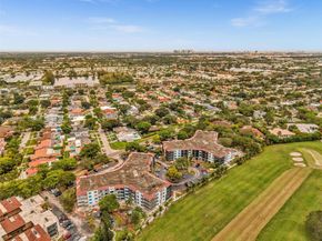 3800 N Hills Dr 312, Hollywood FL 33021