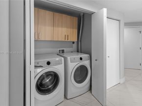 16385 Biscayne Blvd 2907, North Miami Beach FL 33160