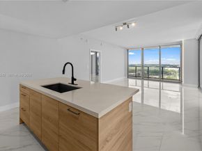 16385 Biscayne Blvd 2907, North Miami Beach FL 33160