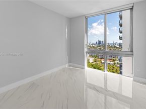 16385 Biscayne Blvd 2907, North Miami Beach FL 33160