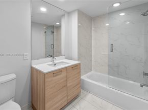 16385 Biscayne Blvd 2907, North Miami Beach FL 33160