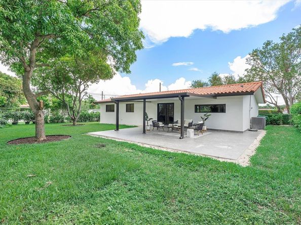 6701 SW 48th St, Miami FL 33155