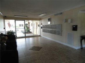 16410 Miami Dr 504, North Miami Beach FL 33162