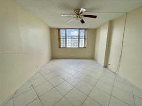 4330 Hillcrest Dr 716, Hollywood FL 33021