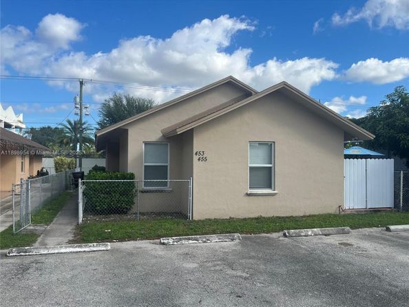 453 E 13th St, Hialeah FL 33010