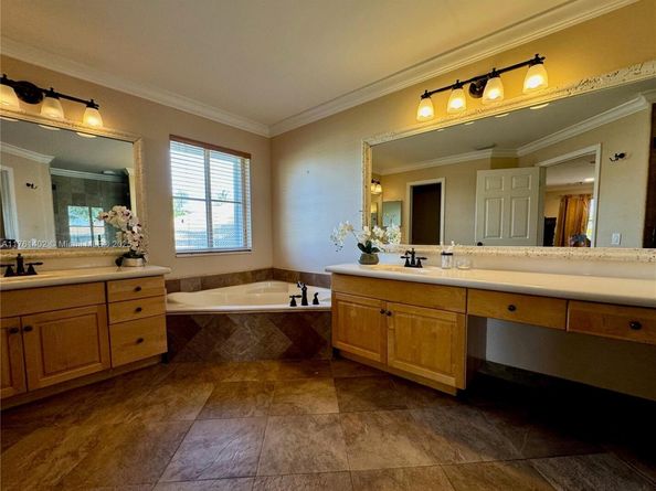1684 Eagle Bend, Weston FL 33327