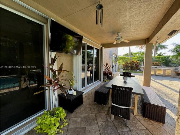 1684 Eagle Bend, Weston FL 33327