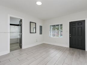 2231 NW 91st St, Miami FL 33147