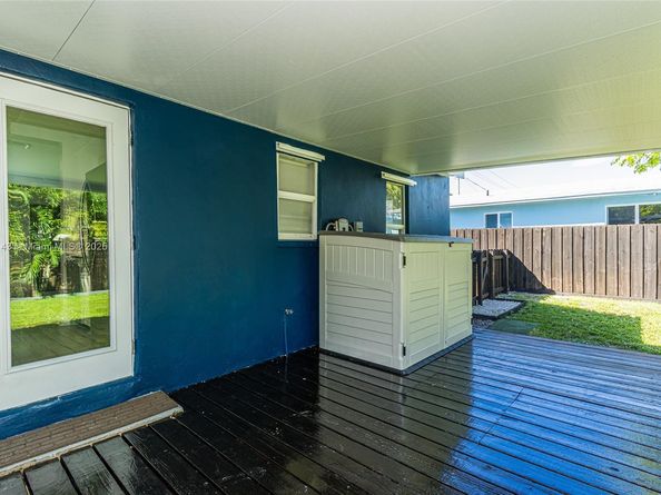 2231 NW 91st St, Miami FL 33147