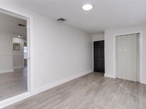 2231 NW 91st St, Miami FL 33147