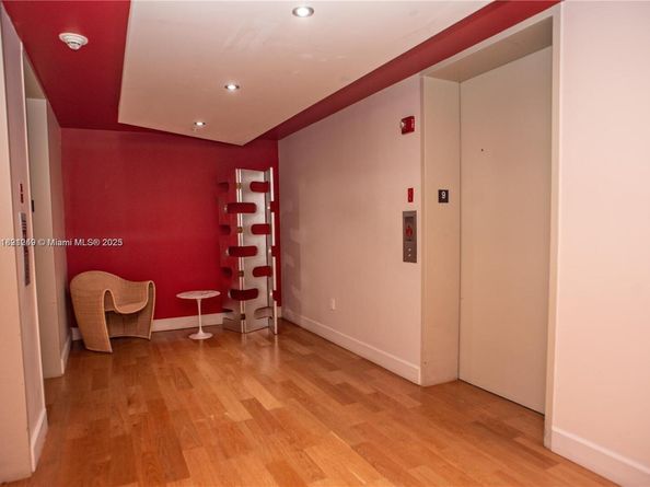 Undisclosed Address #A11821249, West Palm Beach FL 33401