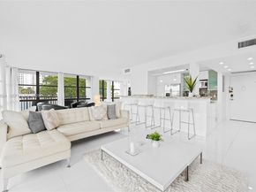 800 Parkview Dr 221, Hallandale Beach FL 33009