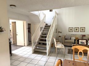 10053 NW 4th Ln 10053, Miami FL 33172