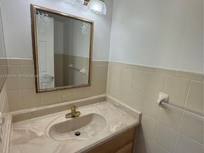 6607 winfield blvd A48, Margate FL 33063