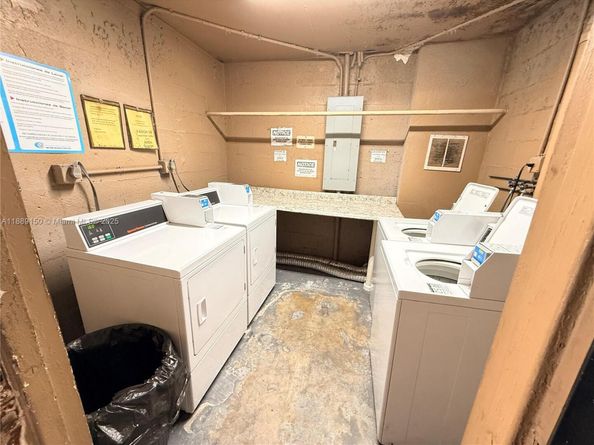 6575 W 4th Ave 111, Hialeah FL 33012