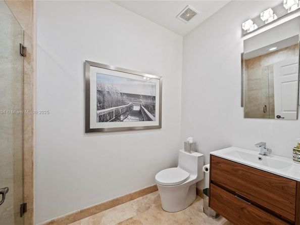 1608 SE 1st St, Fort Lauderdale FL 33301
