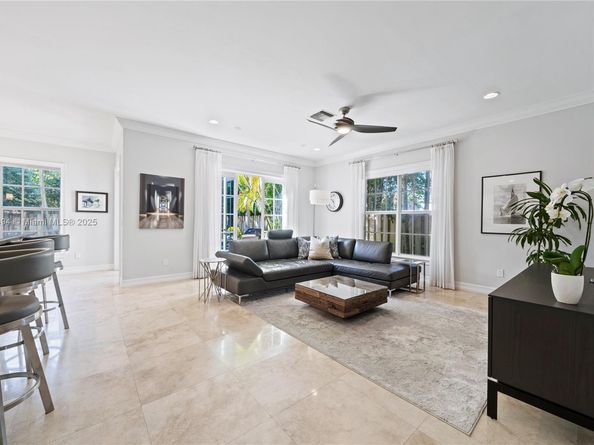 1608 SE 1st St, Fort Lauderdale FL 33301