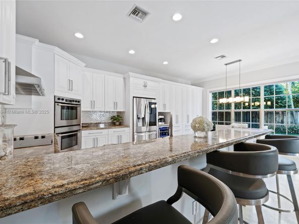 1608 SE 1st St, Fort Lauderdale FL 33301