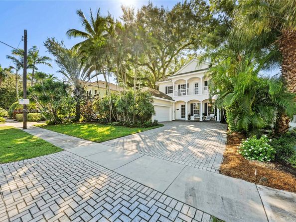1608 SE 1st St, Fort Lauderdale FL 33301