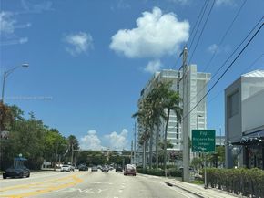 13499 Biscayne Blvd 702, North Miami FL 33181