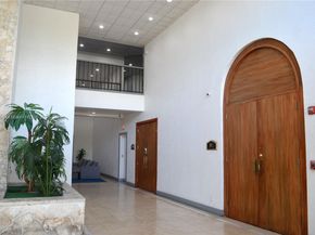 13499 Biscayne Blvd 702, North Miami FL 33181