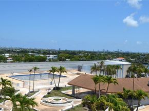 13499 Biscayne Blvd 702, North Miami FL 33181