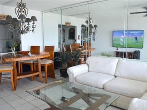 13499 Biscayne Blvd 702, North Miami FL 33181