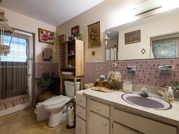 15290 SW 82nd Ave, Palmetto Bay FL 33157