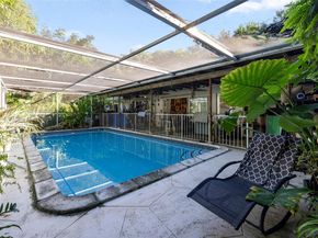 15290 SW 82nd Ave, Palmetto Bay FL 33157