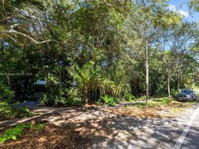 15290 SW 82nd Ave, Palmetto Bay FL 33157