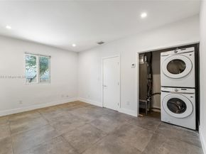 19 NE 48th St, Miami FL 33137