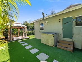19 NE 48th St, Miami FL 33137