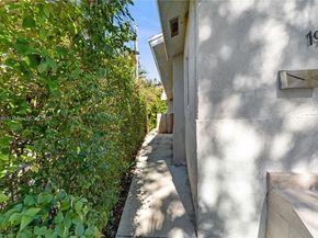19 NE 48th St, Miami FL 33137