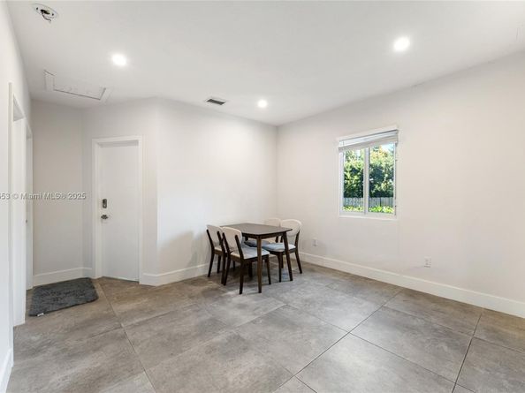 19 NE 48th St, Miami FL 33137