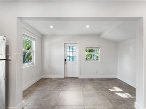 19 NE 48th St, Miami FL 33137
